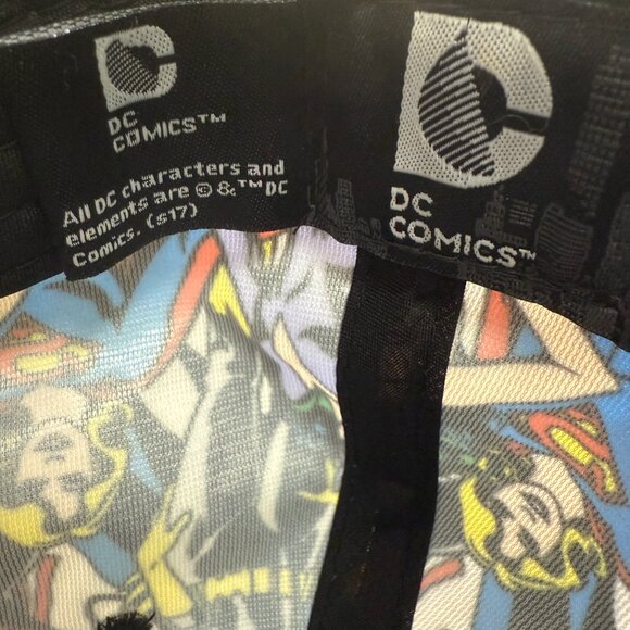 DC Comics Superwomen Baseball Cap Snap Adjustable Back New Other - Picture 8 of 9